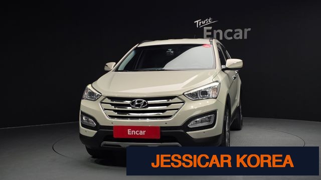 2013 Hyundai Santa Fe DM - Thumbnail 11