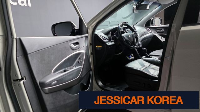 2013 Hyundai Santa Fe DM - Thumbnail 13