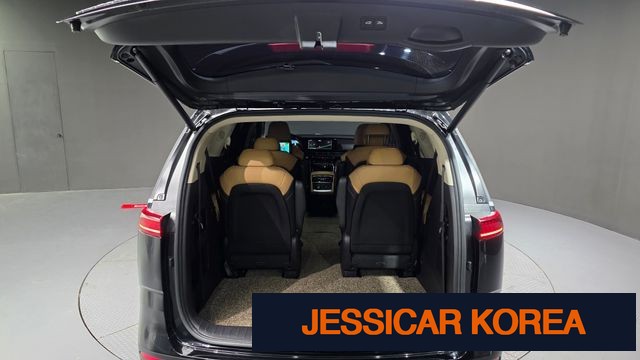 2021 Kia Carnival 4th Gen - Thumbnail 13