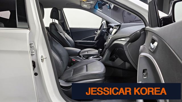 2018 Hyundai Santa Fe The Prime - Thumbnail 16