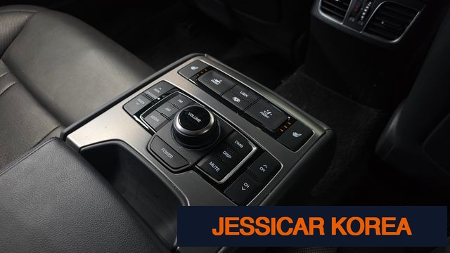 2014 Hyundai Genesis DH - Thumbnail 17