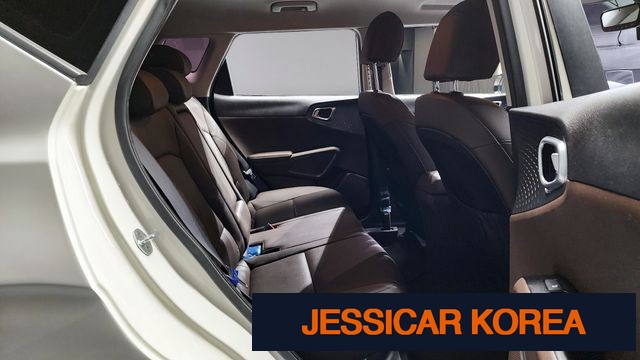 2019 Kia soul booster - Thumbnail 17