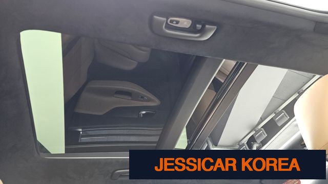 2021 Hyundai The New Santa Fe - Thumbnail 8