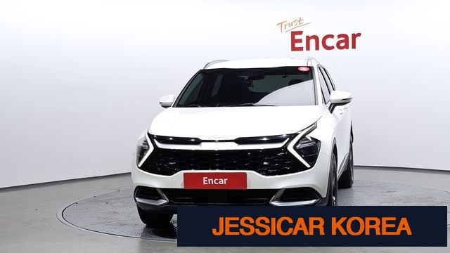 2022 Kia Sportage 5th Gen - Thumbnail 3