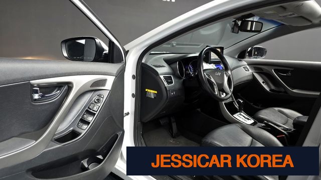 2012 Hyundai Avante MD - Thumbnail 3