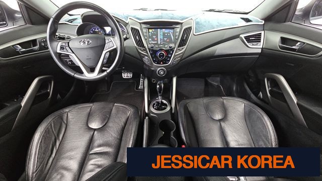 2012 Hyundai Veloster - Thumbnail 5
