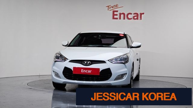2012 Hyundai Veloster - Thumbnail 11