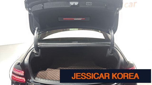 2021 Genesis G80 (RG3) - Thumbnail 10