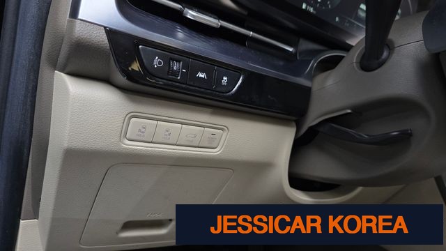 2021 Kia Carnival 4th Gen - Thumbnail 9