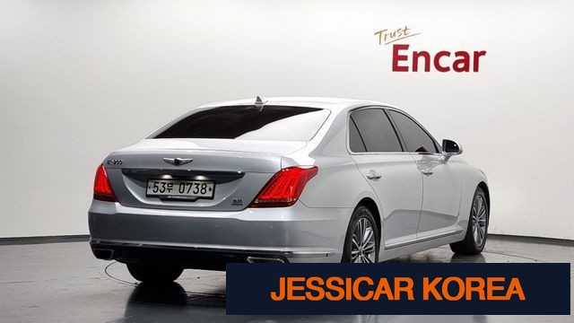 2016 Genesis EQ900 - Thumbnail 5