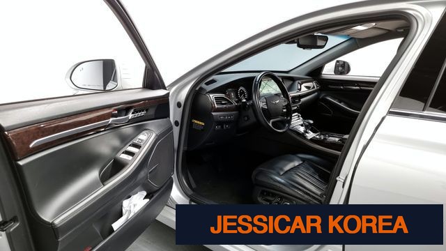 2016 Genesis EQ900 - Thumbnail 10