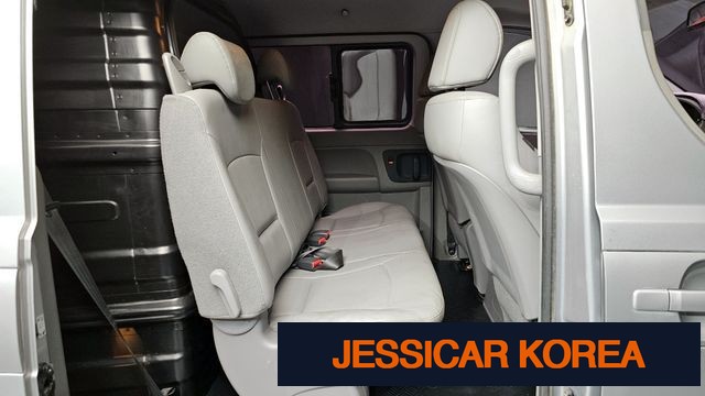 2017 Hyundai Grand Starex - Thumbnail 4