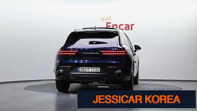 2022 Genesis GV70 - Thumbnail 15