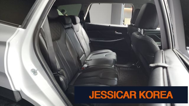 2023 Hyundai The New Santa Fe - Thumbnail 6