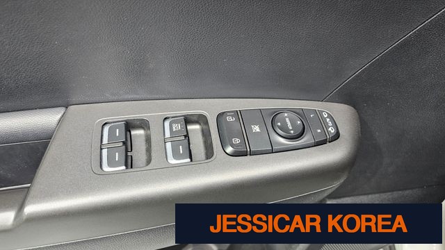 2018 Kia Sportage 4th generation - Thumbnail 4