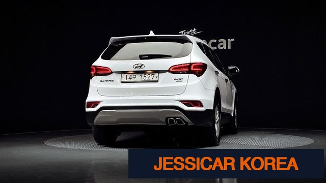 2017 Hyundai Santa Fe The Prime - Thumbnail 3