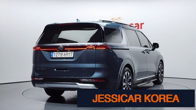 2021 Kia Carnival 4th Gen - Thumbnail 3