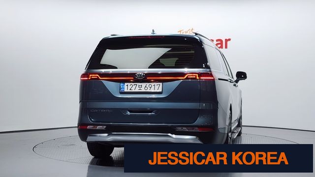 2021 Kia Carnival 4th Gen - Thumbnail 9