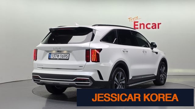 2023 Kia Sorento 4th Gen - Thumbnail 3