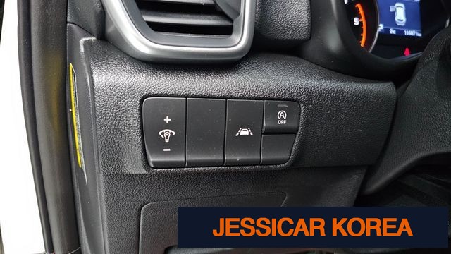 2020 Kia Sportage the bold - Thumbnail 14