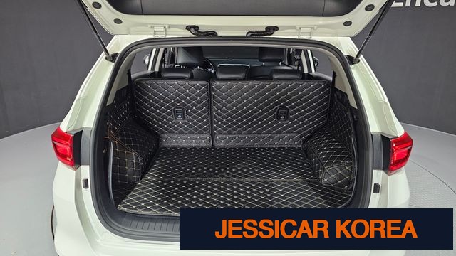 2020 Kia Sportage the bold - Thumbnail 16