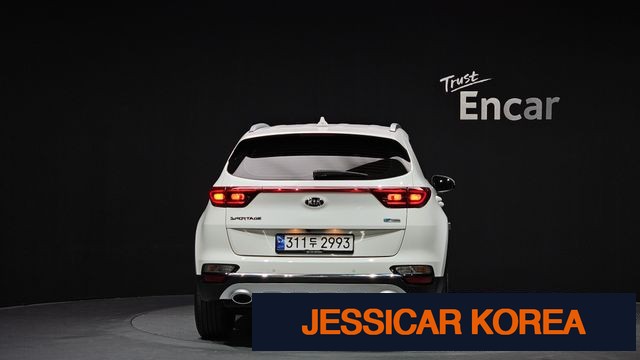 2020 Kia Sportage the bold - Thumbnail 18