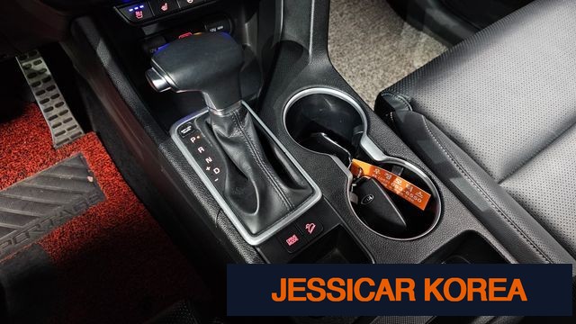 2020 Kia Sportage the bold - Thumbnail 19