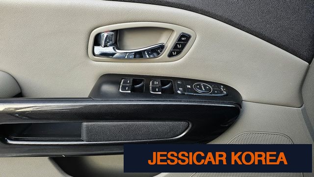 2016 Kia All New Carnival - Thumbnail 15