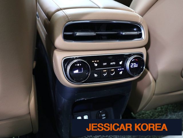 2022 Genesis GV80 - Thumbnail 3