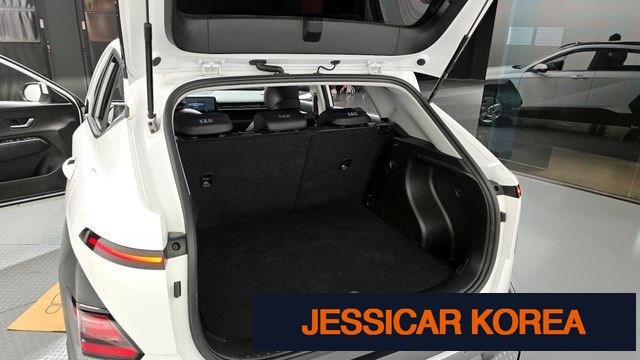 2023 Hyundai Kona (SX2) - Thumbnail 4