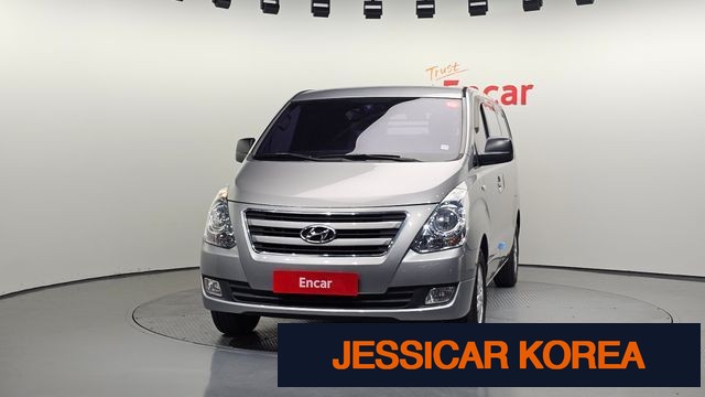 2017 Hyundai Grand Starex - Thumbnail 3