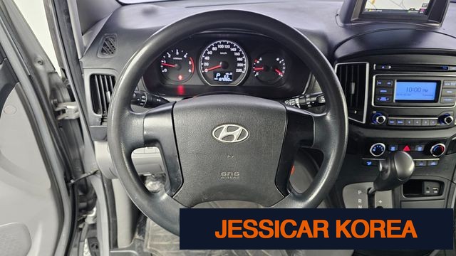 2017 Hyundai Grand Starex - Thumbnail 16