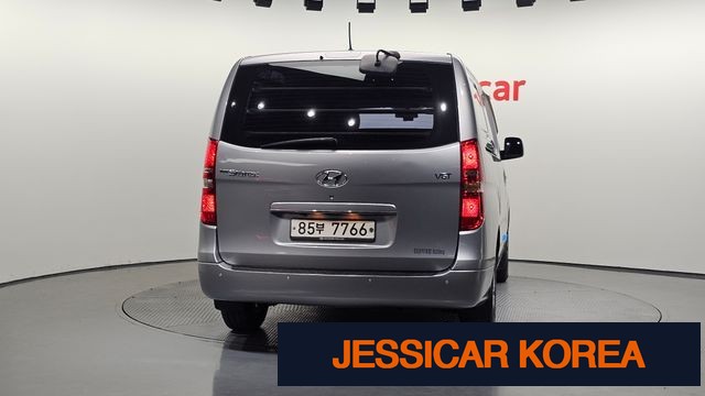 2017 Hyundai Grand Starex - Thumbnail 18