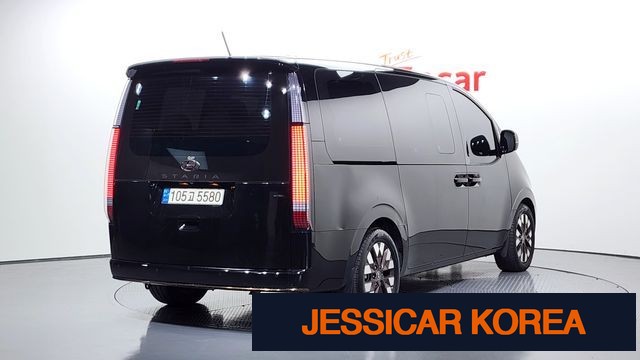 2022 Hyundai Staria - Thumbnail 6