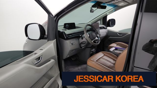 2022 Hyundai Staria - Thumbnail 7