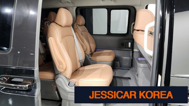 2022 Hyundai Staria - Thumbnail 9