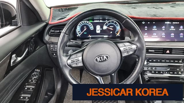 2020 Kia K7 Premier - Thumbnail 10