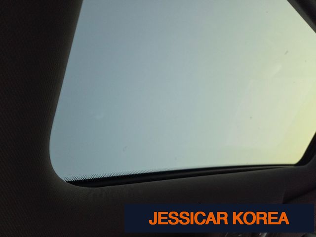 2010 Kia Sorento R - Thumbnail 12