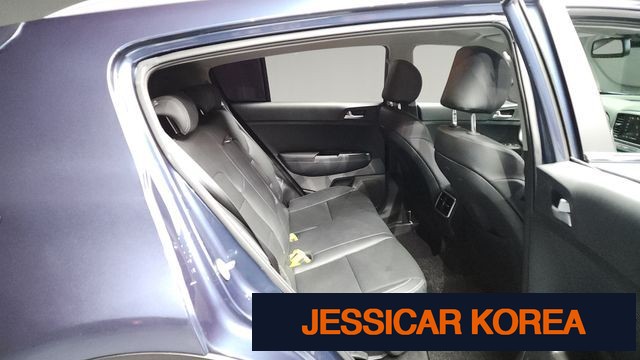 2020 Kia Sportage the bold - Thumbnail 5