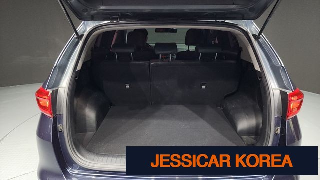 2020 Kia Sportage the bold - Thumbnail 7