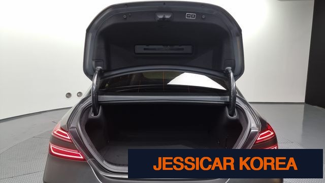 2022 Genesis The New G70 - Thumbnail 7