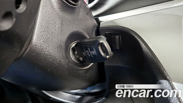 2015 Kia 레이 - Thumbnail 3