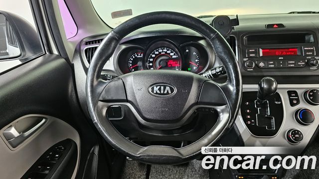 2015 Kia 레이 - Thumbnail 18
