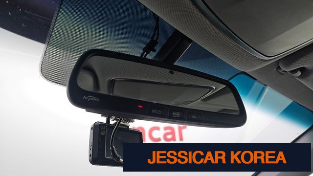 2016 Hyundai LF Sonata - Thumbnail 2