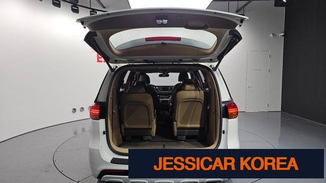 2015 Kia All New Carnival - Thumbnail 2