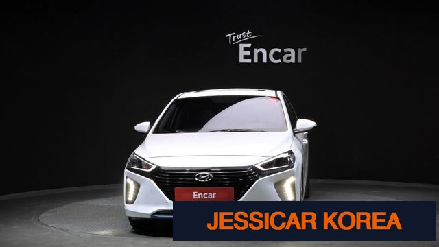2017 Hyundai Ioniq Hybrid - Thumbnail 6