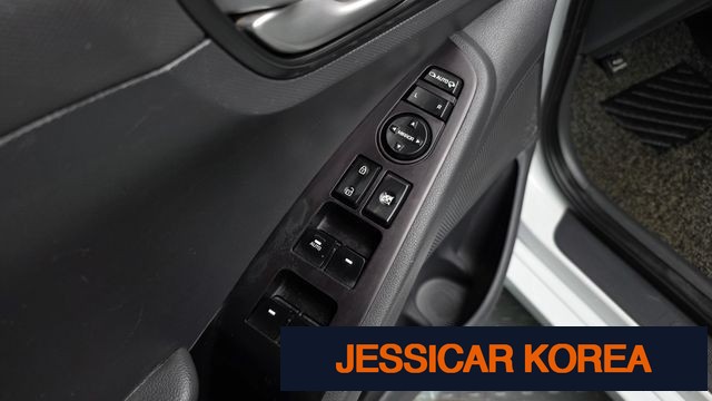 2017 Hyundai Ioniq Hybrid - Thumbnail 16