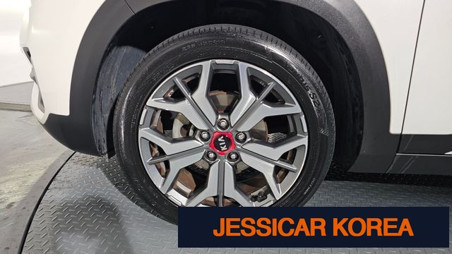 2020 Kia Seltos - Thumbnail 15