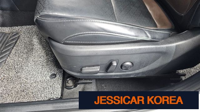 2020 Kia Seltos - Thumbnail 19