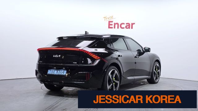 2023 Kia EV6 - Thumbnail 8
